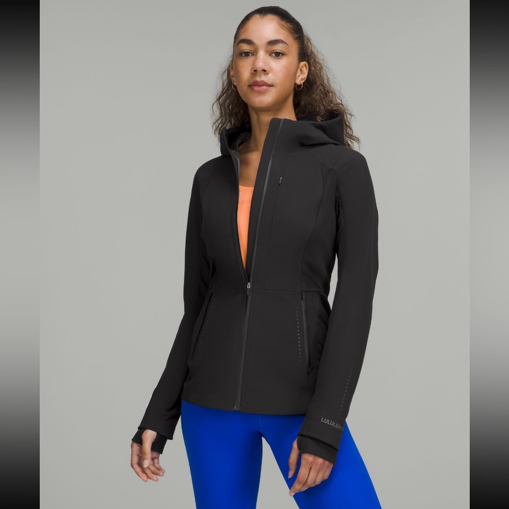 Lululemon Cross Chill Jacket *Repelshell